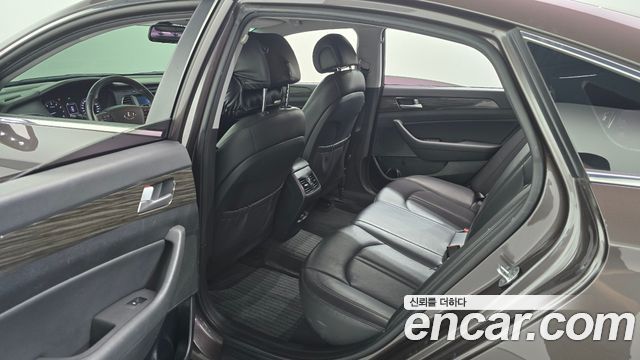 Hyundai Sonata 2015 — photo 18