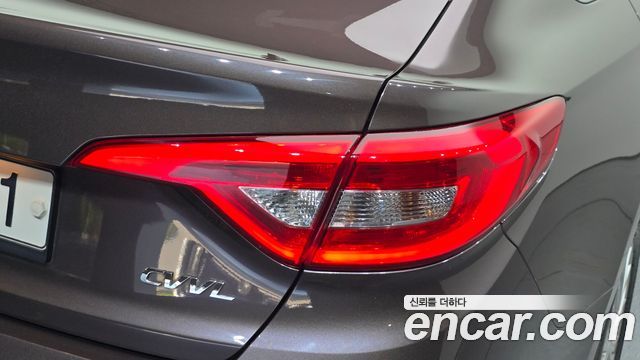 Hyundai Sonata 2015 — photo 9