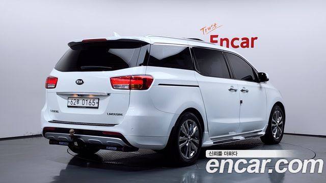 Kia Canival 2016 — photo 2