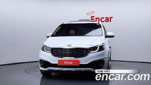 Kia Canival 2016 — photo 3
