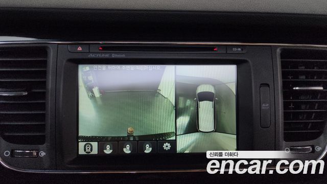 Kia Canival 2016 — photo 20