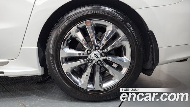 Kia Canival 2016 — photo 7