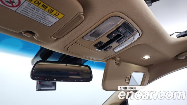 Kia Canival 2016 — photo 29