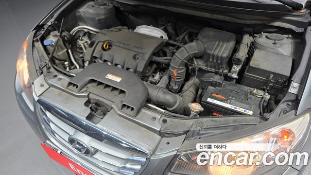 Hyundai AVANTE 2010 — photo 6
