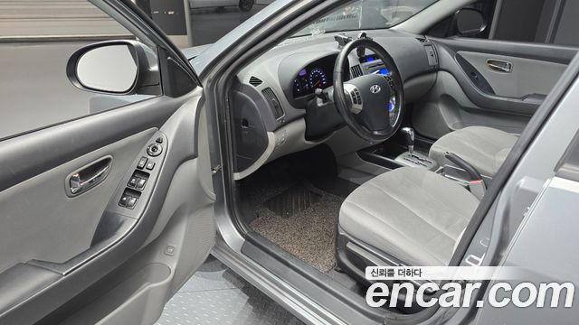 Hyundai AVANTE 2010 — photo 10