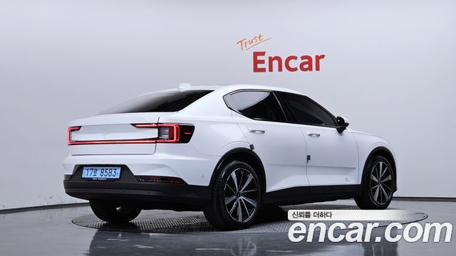 Polestar Polestar 2 2022 — photo 2