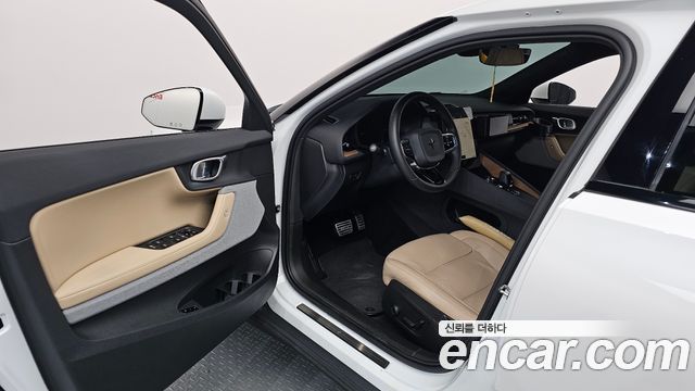 Polestar Polestar 2 2022 — photo 13