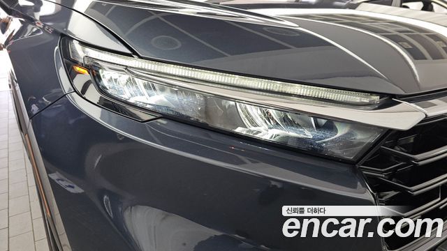 Honda CR-V 2023 — photo 8