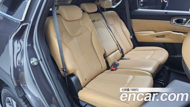 Kia Sorento 2023 — photo 17
