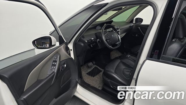 Citroën / DS C4 Picasso 2015 — photo 11