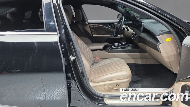 Kia K8 2023 — photo 11