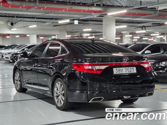 Hyundai Grandeur 2015 — photo 5