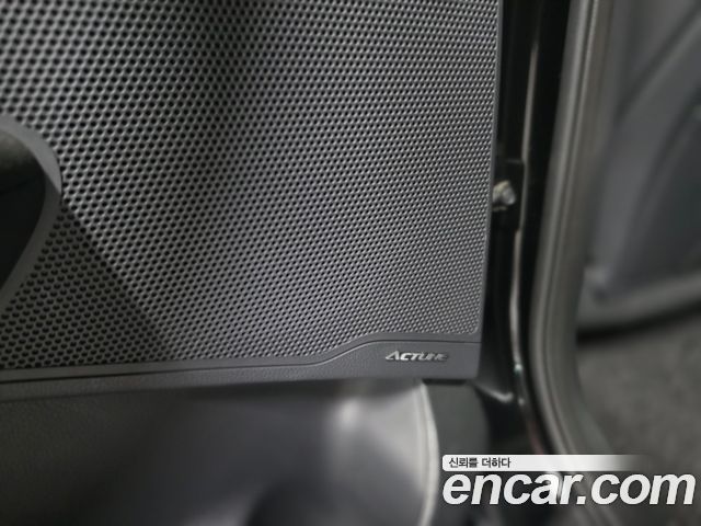 Hyundai Grandeur 2015 — photo 12