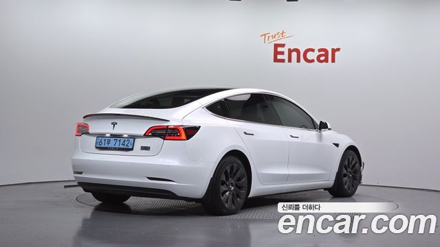 Tesla Model 3 2020 — photo 2