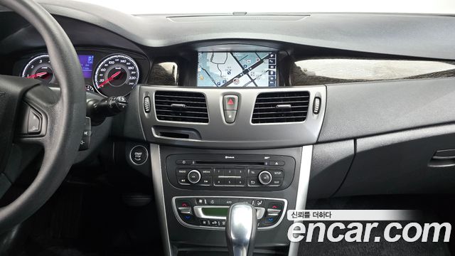 Renault Korea SM5  2014 — photo 12