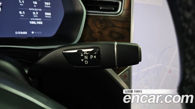 Tesla Model S 2017 — photo 9