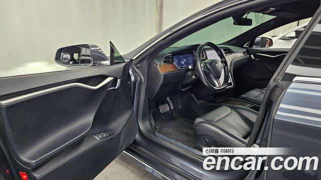 Tesla Model S 2017 — photo 10