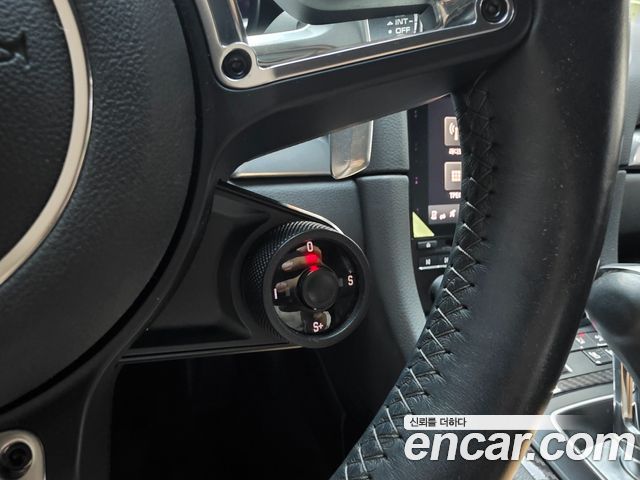 Porsche 718 2018 — photo 10