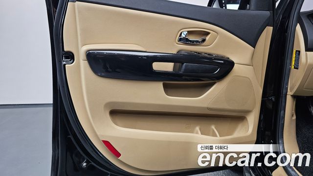 Kia Canival 2018 — photo 14