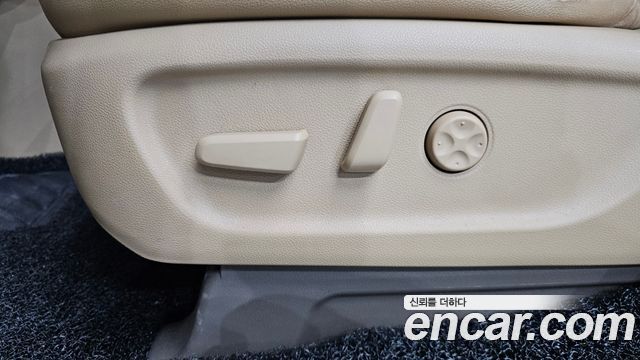 Kia Canival 2018 — photo 30