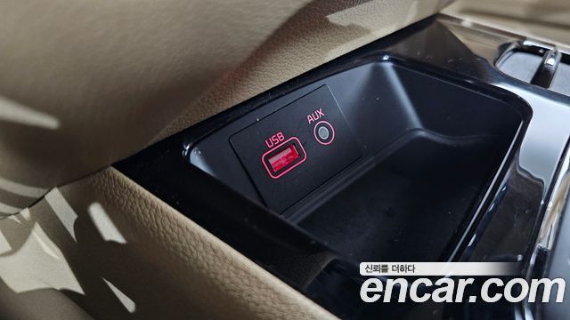 Kia Canival 2018 — photo 35