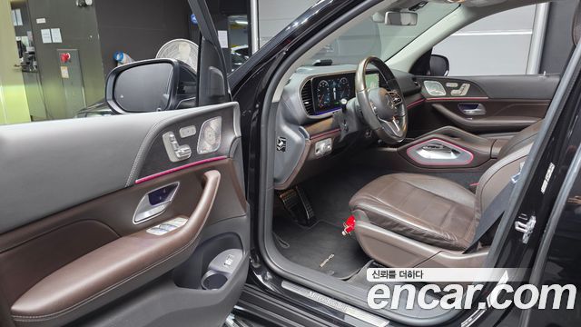 Mercedes-Benz GLS-Class 2020 — photo 13