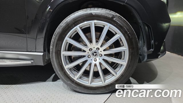 Mercedes-Benz GLS-Class 2020 — photo 7