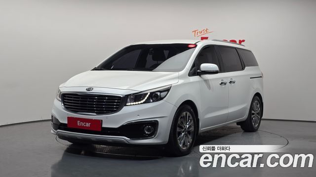 Kia Canival 2015 — photo 1
