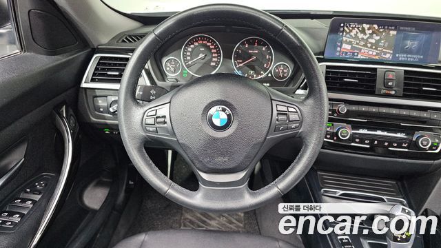 BMW Gran Turismo 2018 — photo 19