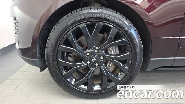 Land Rover Range Rover 2018 — photo 5