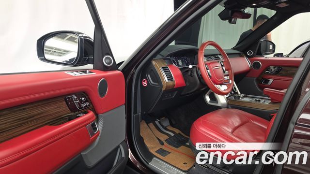Land Rover Range Rover 2018 — photo 10