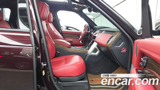 Land Rover Range Rover 2018 — photo 11