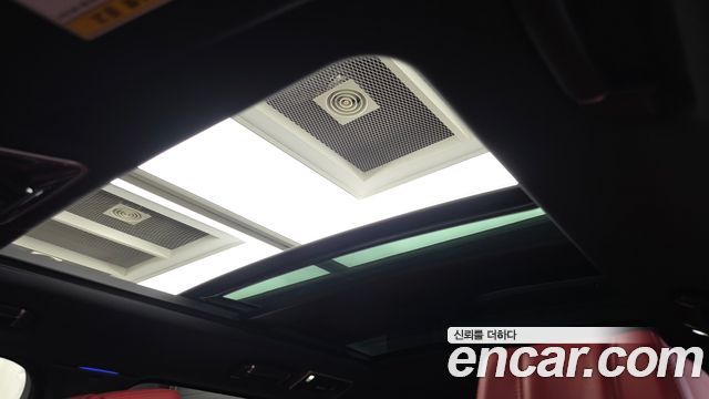 Land Rover Range Rover 2018 — photo 18