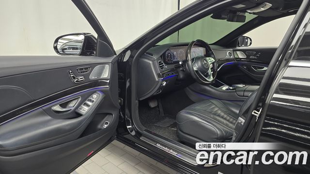 Mercedes-Benz S-Class 2018 — photo 10
