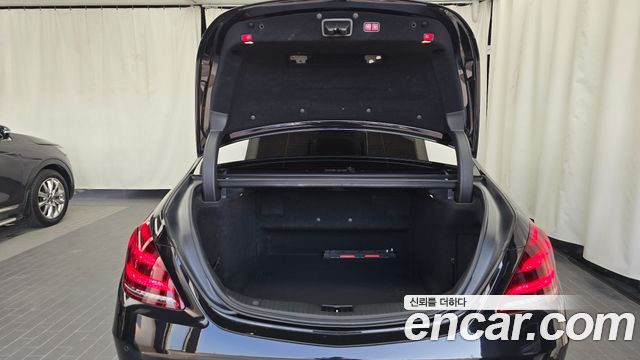 Mercedes-Benz S-Class 2018 — photo 20