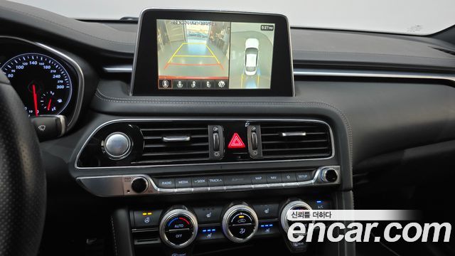 Genesis G70 2018 — photo 22