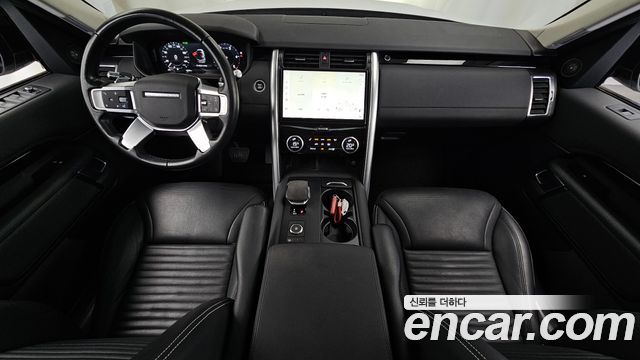 Land Rover Discovery 2022 — photo 10