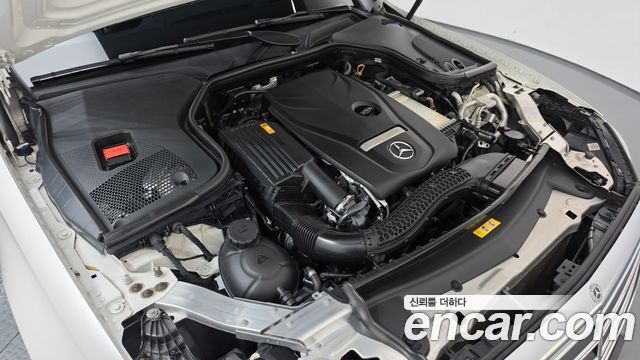 Mercedes-Benz E-Class 2018 — photo 6