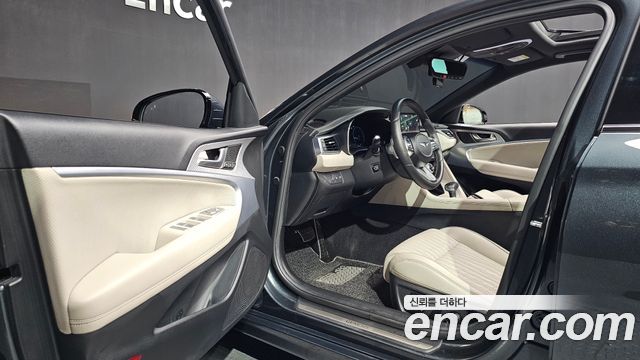 Genesis G70 2023 — photo 13