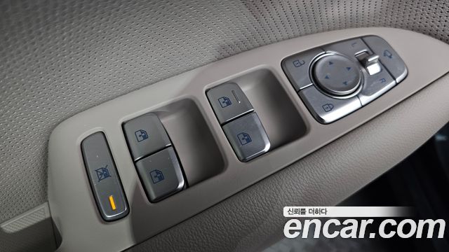Genesis G70 2023 — photo 20