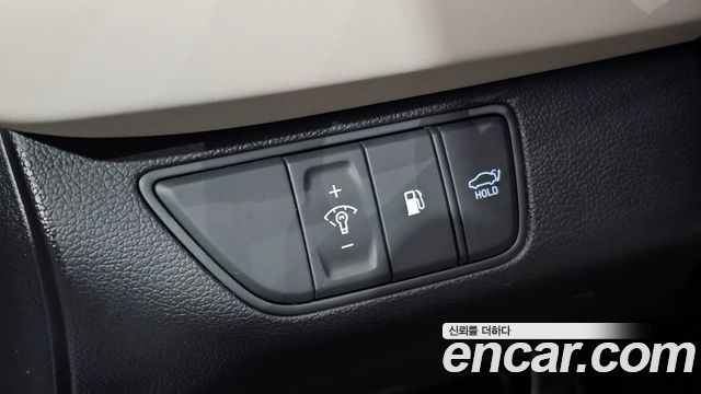 Genesis G70 2023 — photo 22