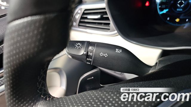 Genesis G70 2023 — photo 25