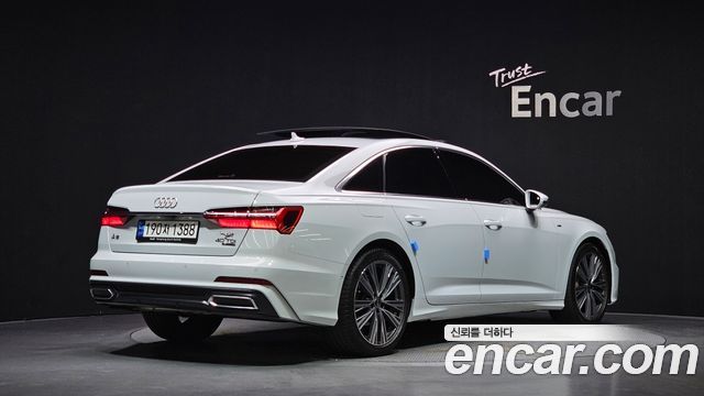 Audi A6 2023 — photo 2