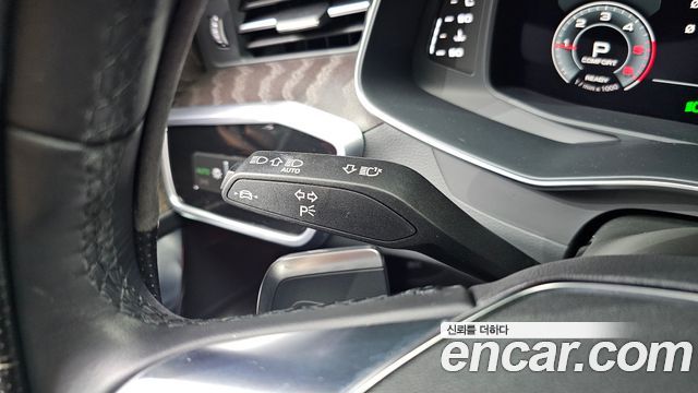 Audi A6 2023 — photo 27