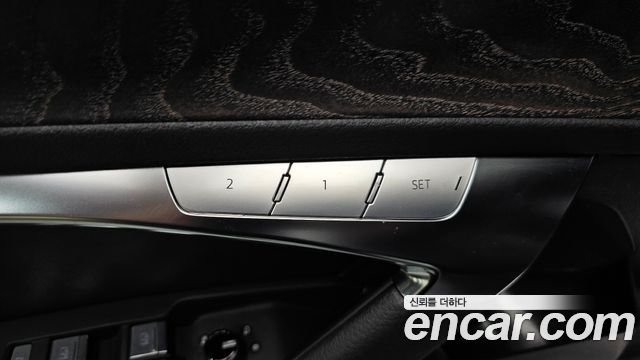 Audi A6 2023 — photo 30