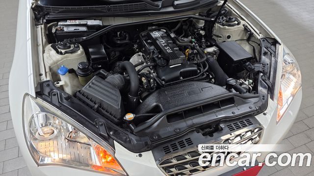 Hyundai Genesis 2010 — photo 6