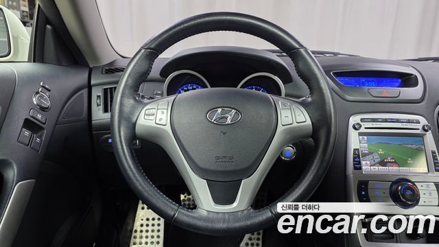 Hyundai Genesis 2010 — photo 19