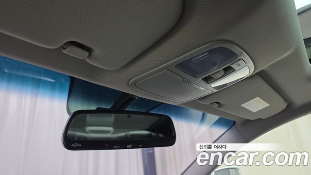 Hyundai Genesis 2010 — photo 23