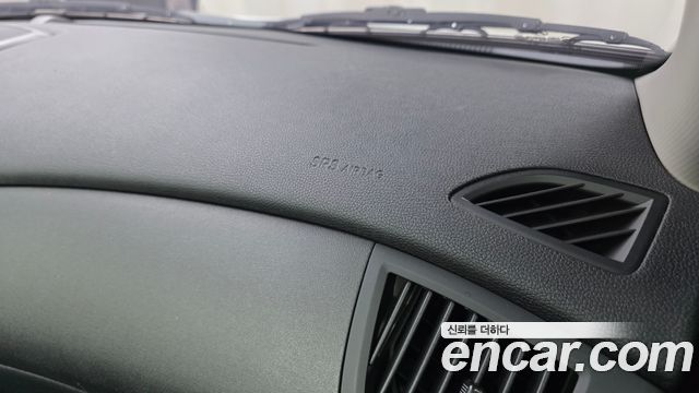 Hyundai Genesis 2010 — photo 29