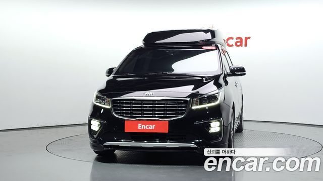 Kia Canival 2019 — photo 3
